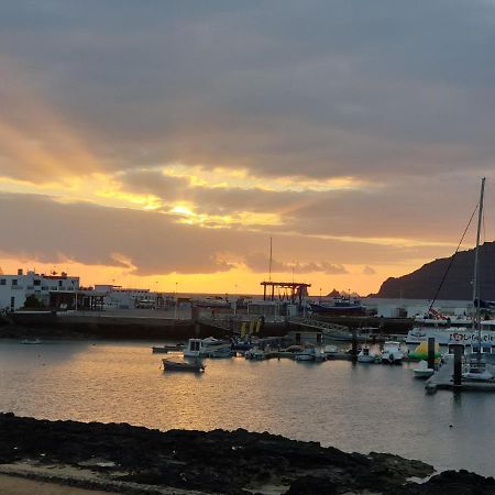קלטה דה סבו La Graciosa Camelia Beach Vistas Mar מראה חיצוני תמונה
