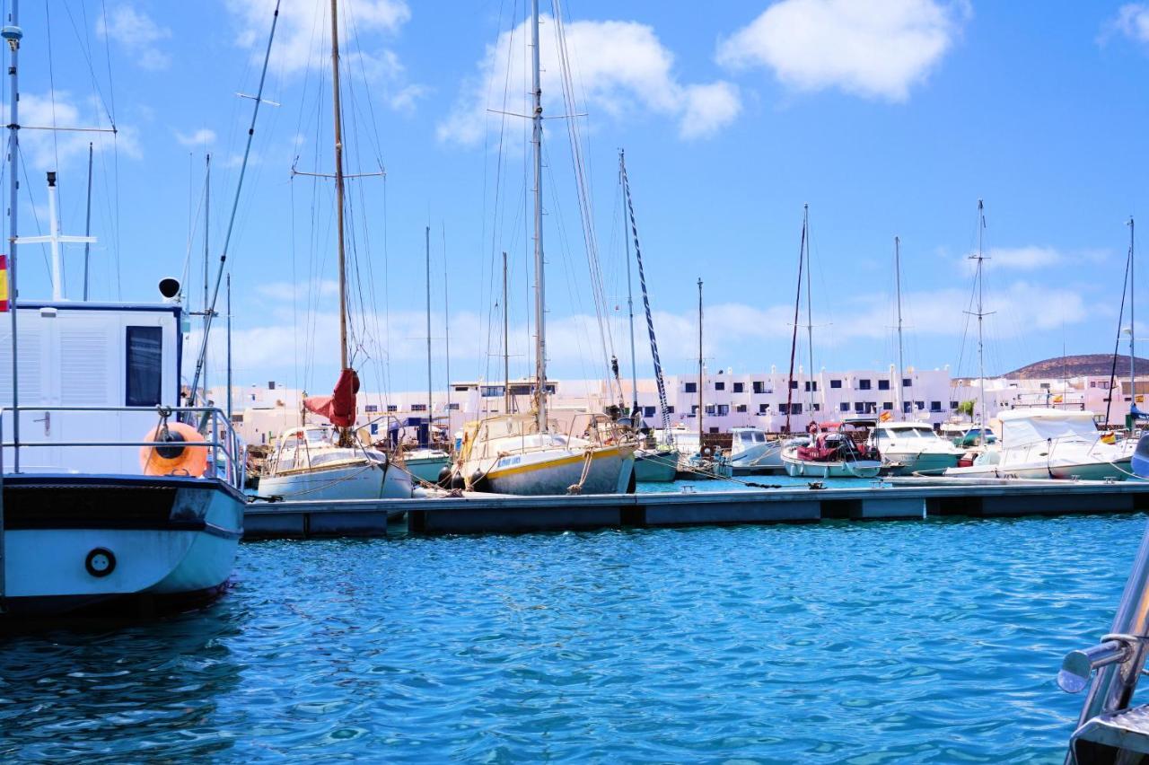 קלטה דה סבו La Graciosa Camelia Beach Vistas Mar מראה חיצוני תמונה